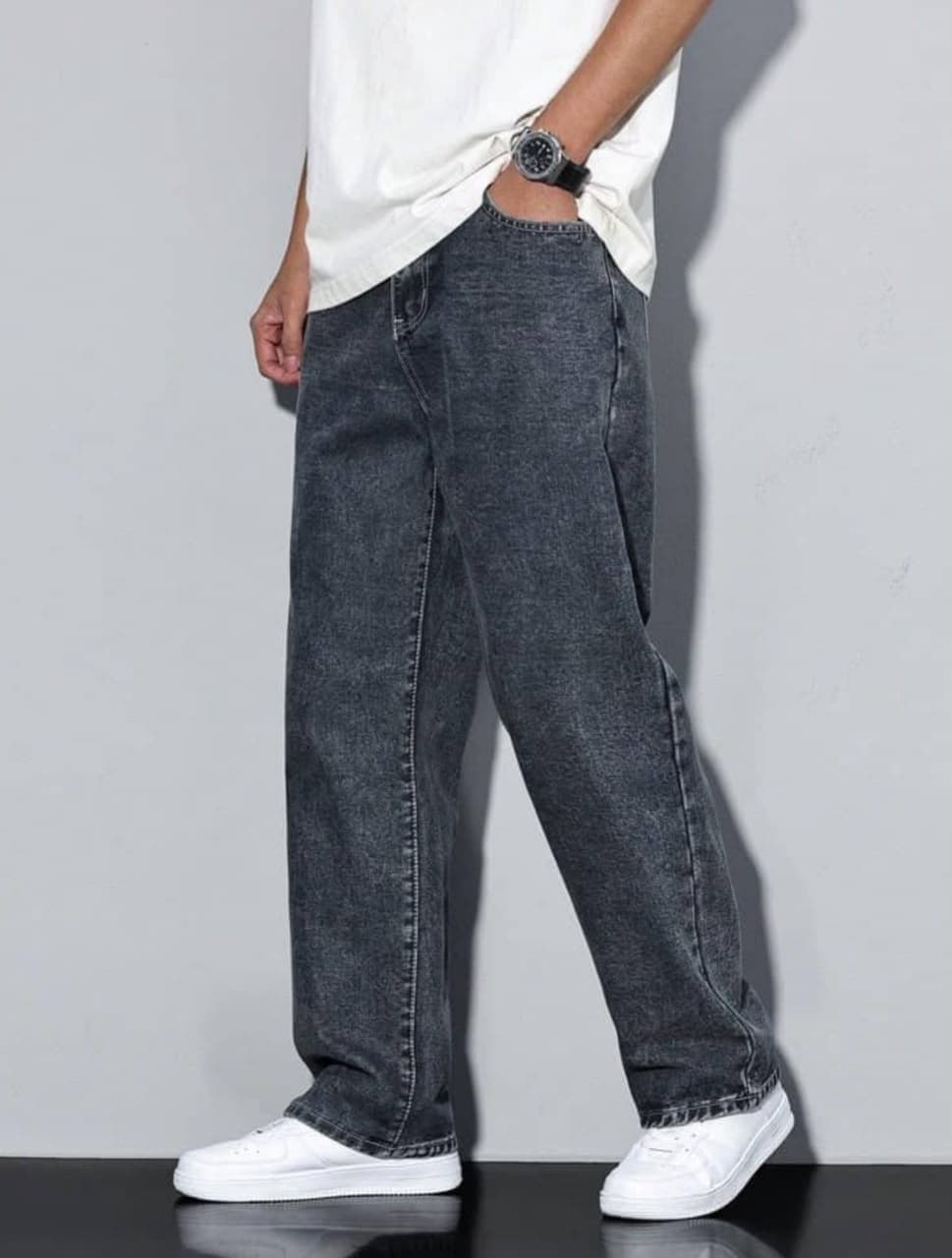 Baggy open-bottom trouser