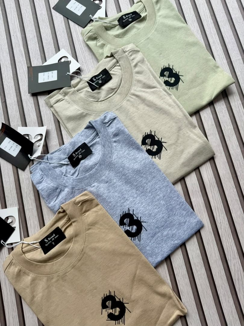 3 T.shirts