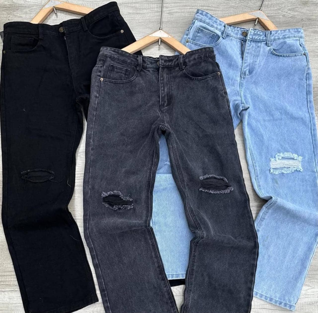 Baggy open-bottom trouser