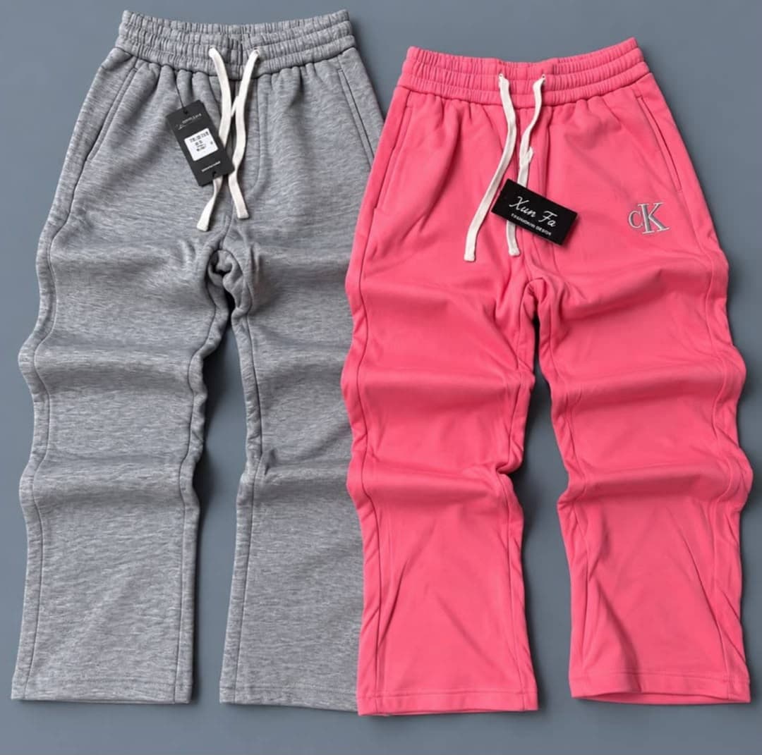 Open-Bottom Jogger